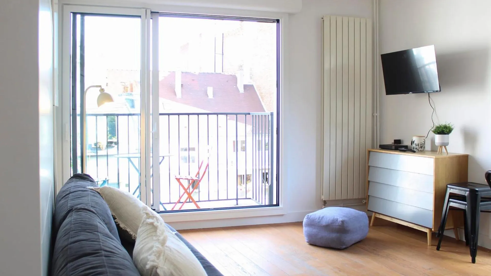 Charming Of 23 M Close To The Sacre-coeur Apartment