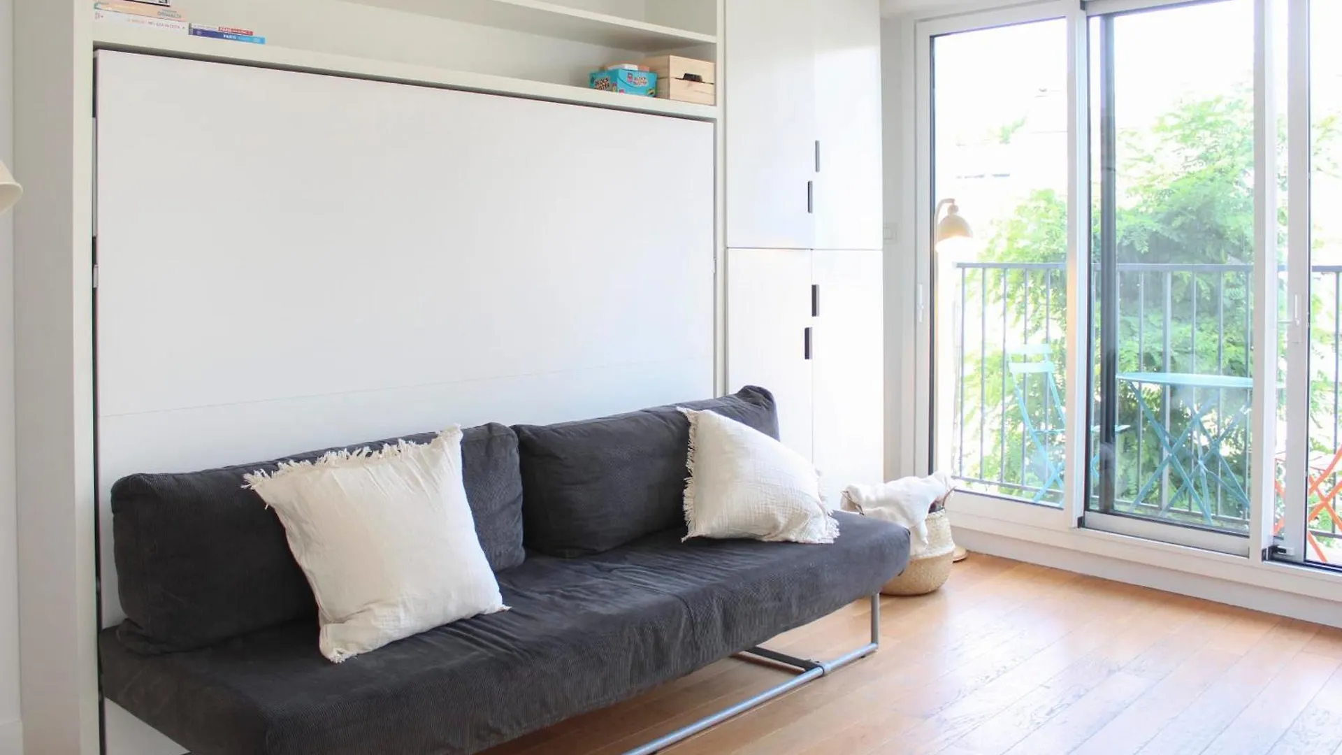 Charming Of 23 M Close To The Sacre-coeur *