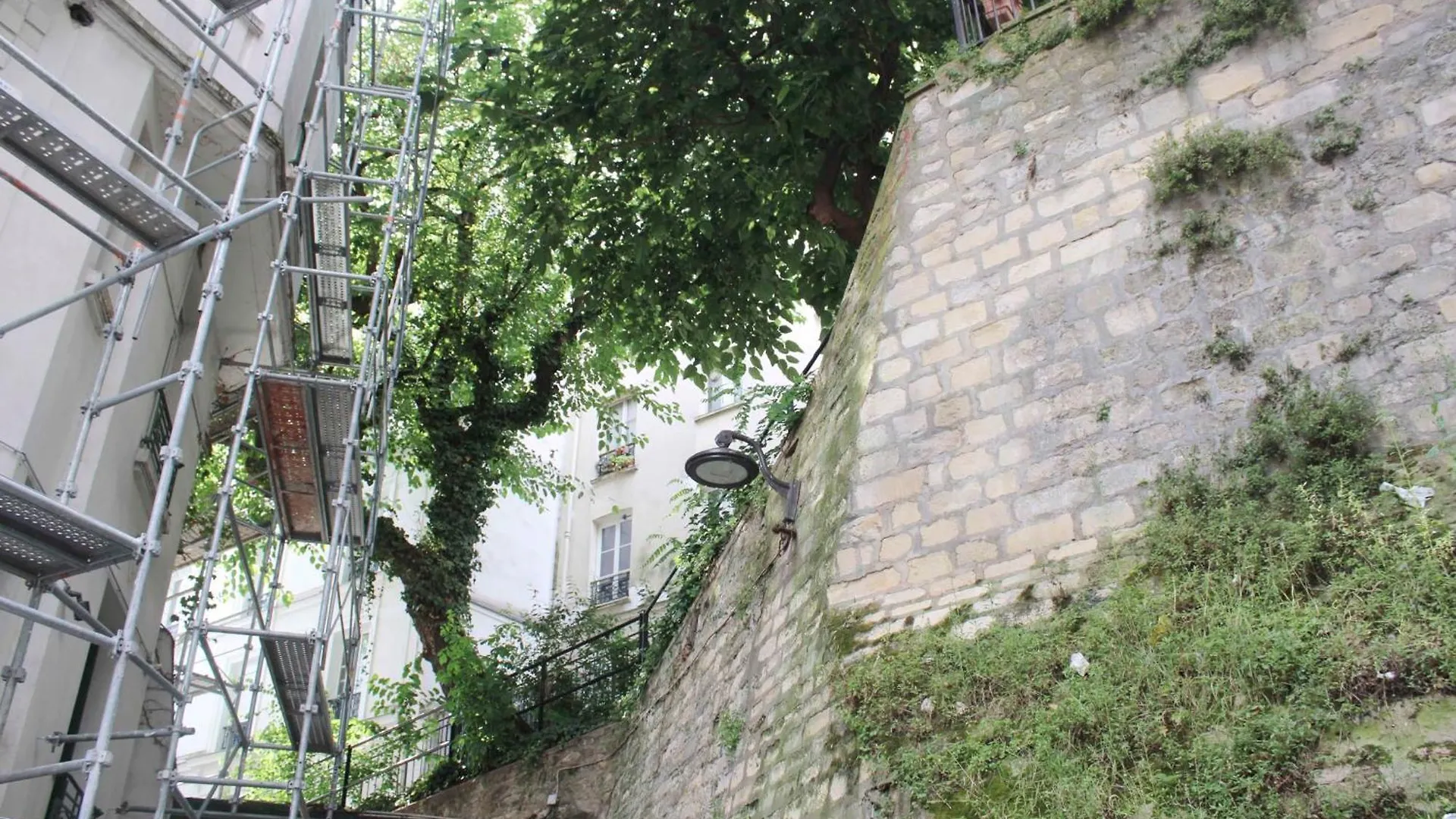 Charming Of 23 M Close To The Sacre-coeur Paris